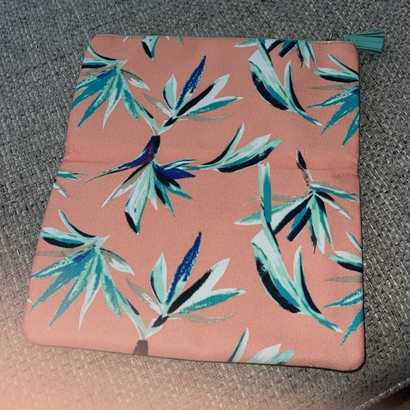 Rachel Pally Clutch, Reversible, NWOT - Picture 3 of 5